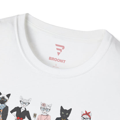 "Im Not Obsessed With Cats Ok Fine I Am" Cat Lovers T-Shirt